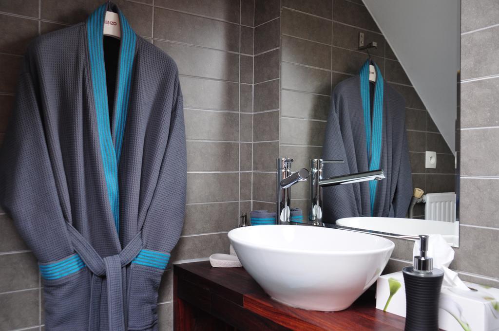 Hotel Gästhaus Du côté de chez Jos Bezons Zimmer foto