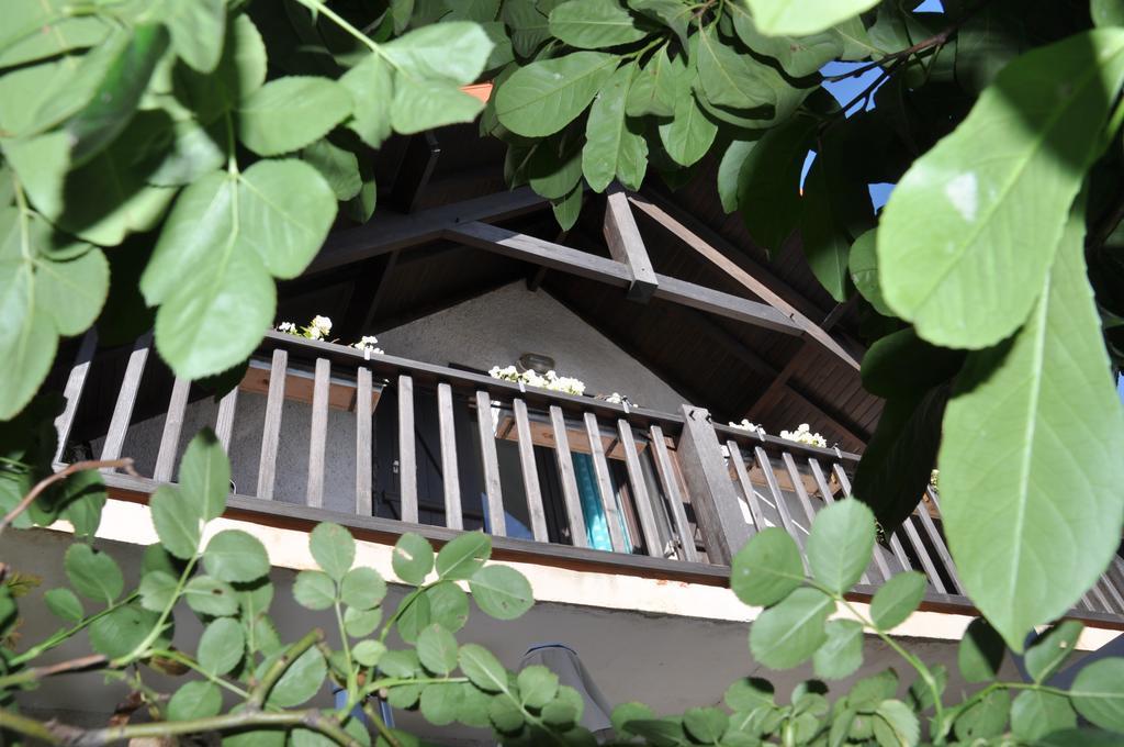 Hotel Gästhaus Du côté de chez Jos Bezons Exterior foto